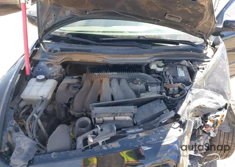 2010 Volvo V50 2.4I z USA, uszkodzony, nr VIN YV1382MW8A2526697